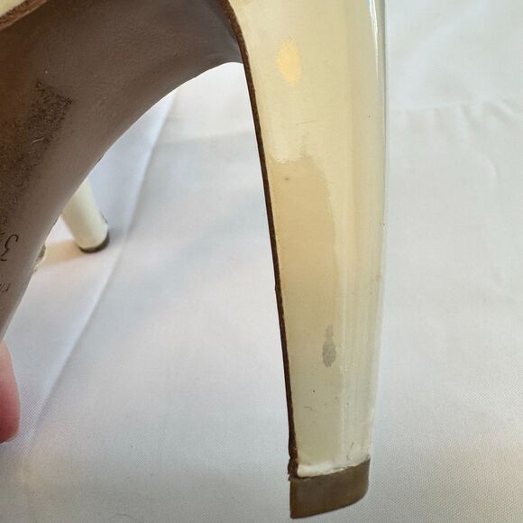 Sergio Rossi Women's Off White Patent Leather Slingback Floral Sandal Size 9 - Picture 8 of 9